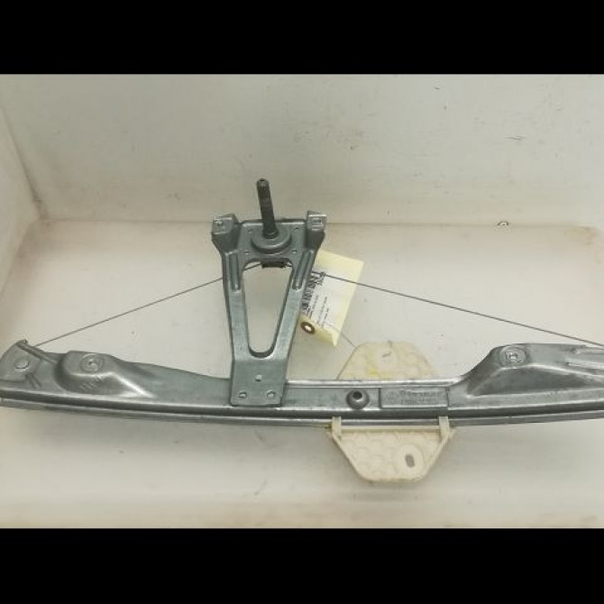 Mecanisme leve-glace arrière gauche occasion RENAULT CLIO II Phase 2 06-2001->07-2006 1.2 7700434303 1