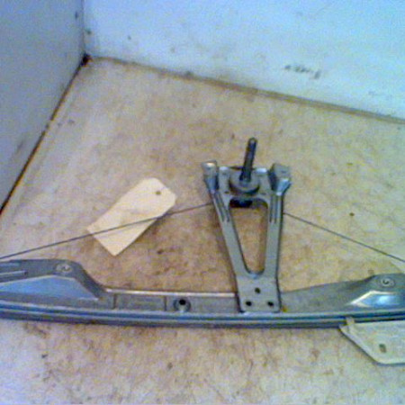 Mecanisme leve-glace arrière droit occasion RENAULT CLIO II Phase 1 03-1998->06-2001 7700434304