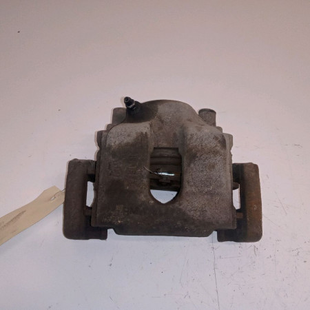 Etrier de frein avant gauche occasion B.M.W. SERIE 3 IV Phase 2 09-2001->03-2005 320d 34116758113