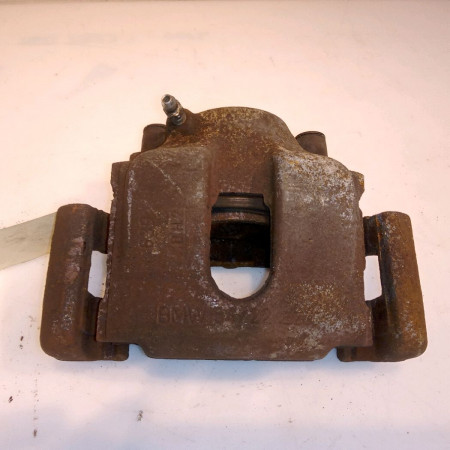 Etrier de frein avant gauche occasion B.M.W. SERIE 3 COMPACT IV Phase 2 03-2003->12-2004 320 TD 149ch 34116758113