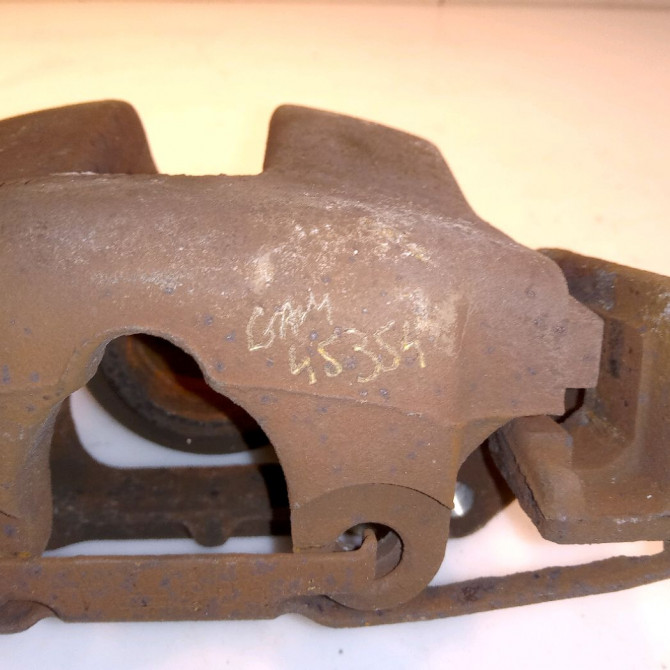 Etrier de frein avant gauche occasion B.M.W. SERIE 3 COMPACT IV Phase 2 03-2003->12-2004 320 TD 149ch 34116758113 3