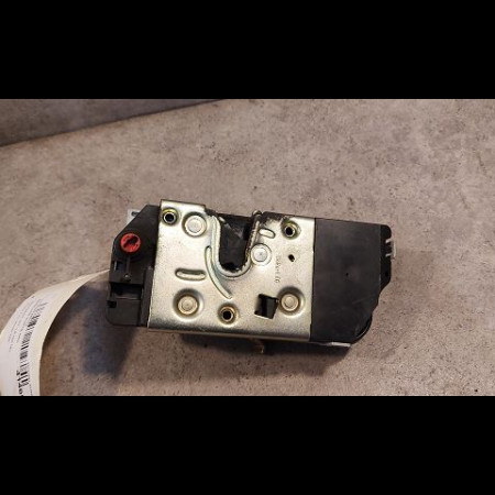 Serrure porte ard occasion PEUGEOT 307 Phase 2 06-2005->03-2008 1.6 HDI 16v 110ch 9138G0