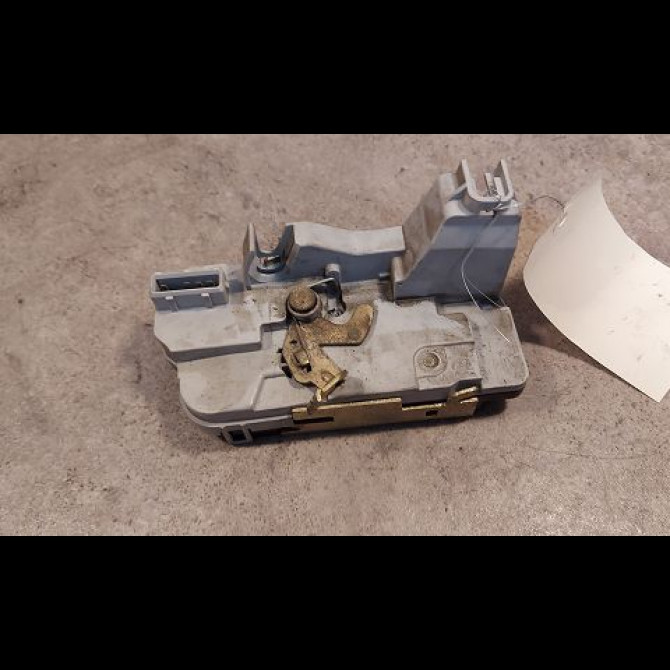 Serrure porte ard occasion PEUGEOT 307 Phase 2 06-2005->03-2008 1.6 HDI 16v 110ch 9138G0 2