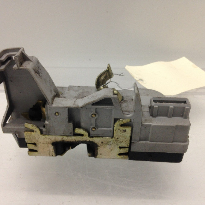 Serrure porte ard occasion PEUGEOT 307 Phase 1 04-2001->06-2005 9138G0 1