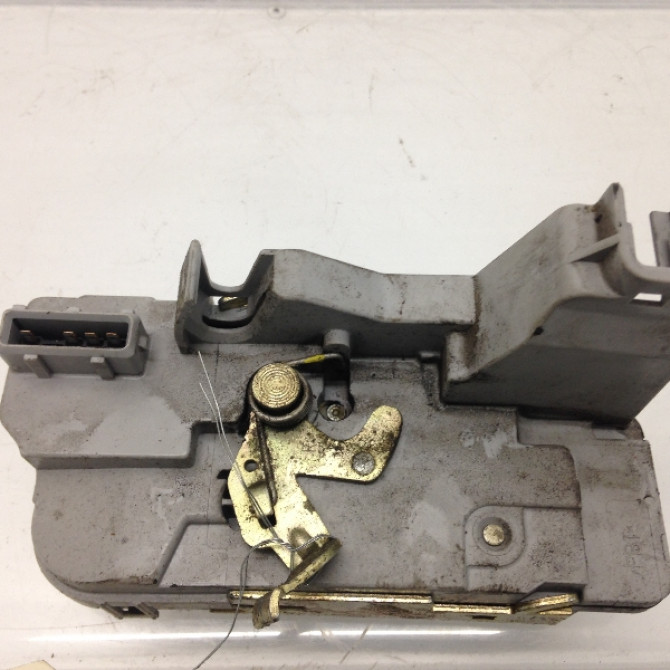 Serrure porte ard occasion PEUGEOT 307 Phase 1 04-2001->06-2005 9138G0 2