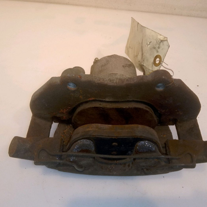 Etrier de frein avant gauche occasion FORD FOCUS II Phase 1 09-2004->12-2007 2.0 TDCI 16v 135ch 1682876 2