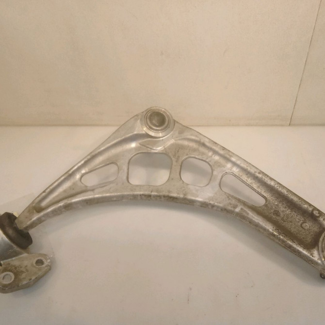 Triangle inf avg occasion B.M.W. SERIE 3 IV Phase 2 09-2001->03-2005 320d 2