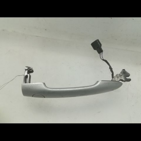 Poignee ext porte ard occasion RENAULT SCENIC II Phase 1 03-2004->09-2006 1.5 DCI 100ch 7701209581