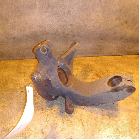 Moyeu avg occasion RENAULT MEGANE II Phase 1 09-2003->12-2005 1.9 DCI 120ch 8200308650