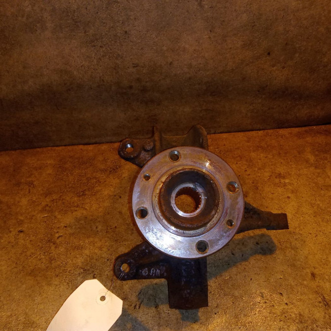 Moyeu avg occasion RENAULT MEGANE II Phase 1 09-2003->12-2005 1.9 DCI 120ch 8200308650 2