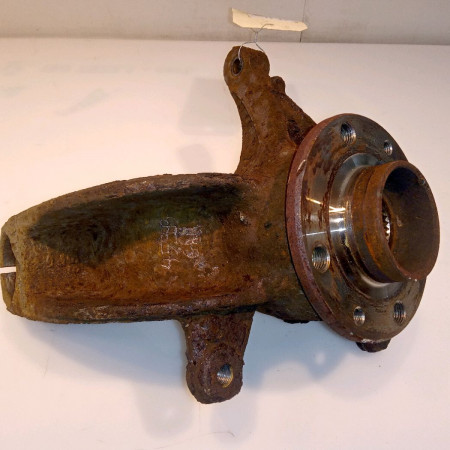 Moyeu avg occasion RENAULT SCENIC II Phase 1 03-2004->09-2006 1.5 DCI 105ch 8200308650