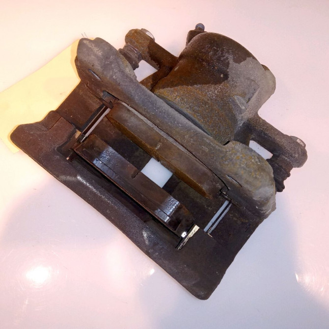 Etrier de frein avant gauche occasion RENAULT KANGOO II Phase 2 01-2013->... 1.5 DCI 75ch 7701208332 2