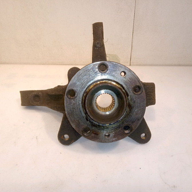 Moyeu avg occasion RENAULT KANGOO II Phase 1 01-2008->03-2013 1.5 DCI 105ch 8200361237 1