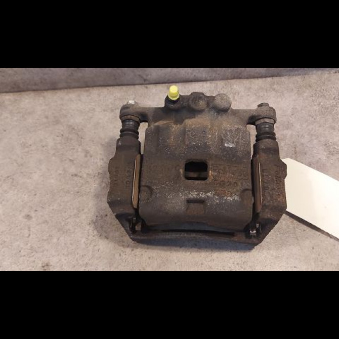 Etrier de frein avant droit occasion FORD FIESTA VI Phase 1 10-2008->11-2012 1.2i 60ch Ambiente 1766808 1