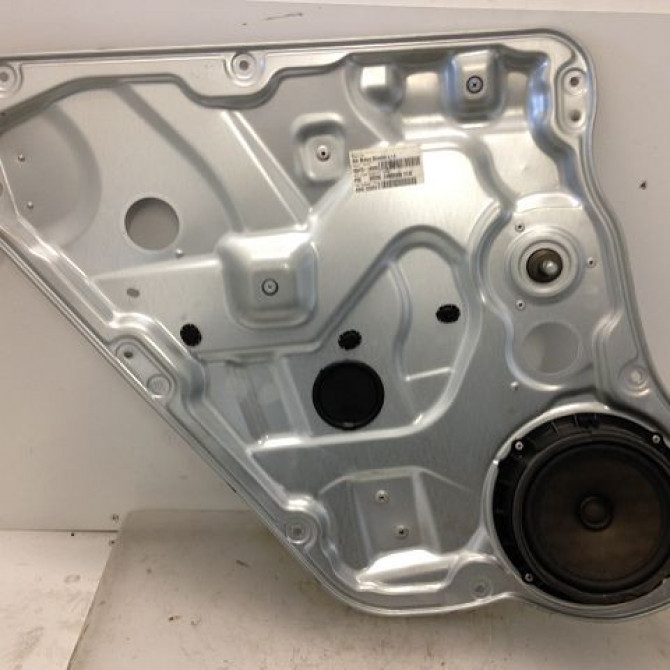 Mecanisme leve-glace arrière gauche occasion KIA CEE D II Phase 1 09-2012->... 834711H000 1