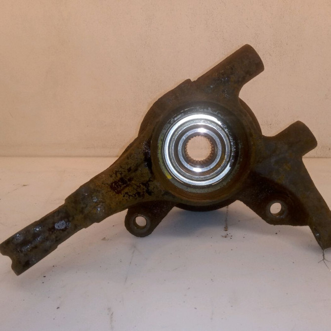 Moyeu avg occasion KIA CEE D I Phase 1 01-2007->09-2009 1.6 CRDI 115ch 517502H000 2