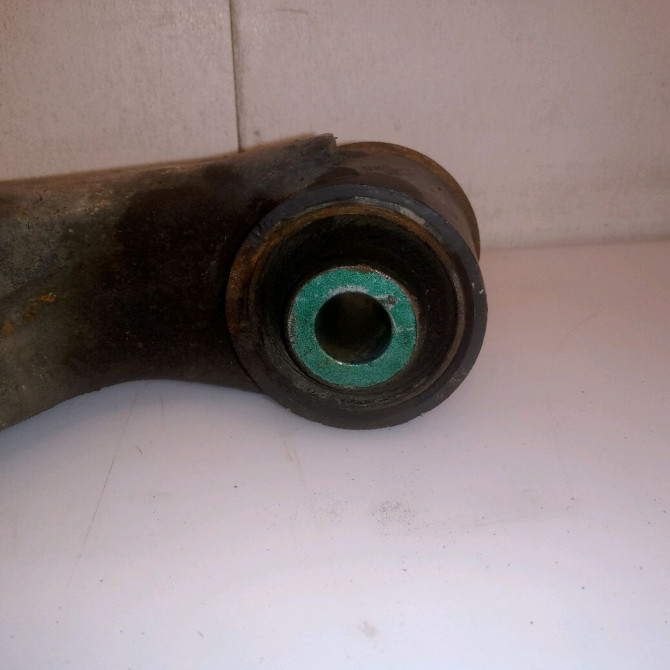 Triangle inf avg occasion KIA CEE D I Phase 1 01-2007->09-2009 1.6 CRDI 115ch 545002H000 4