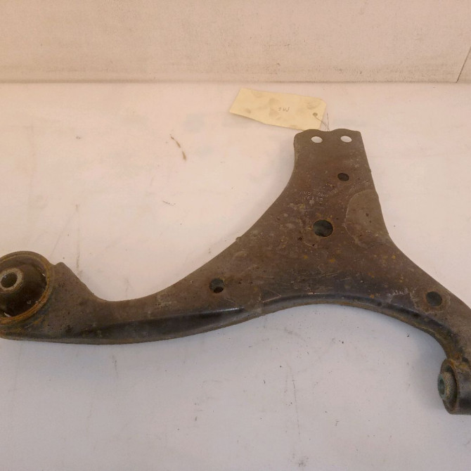 Triangle inf avd occasion KIA CEE D I Phase 1 01-2007->09-2009 1.6 CRDI 115ch 545012H000 2