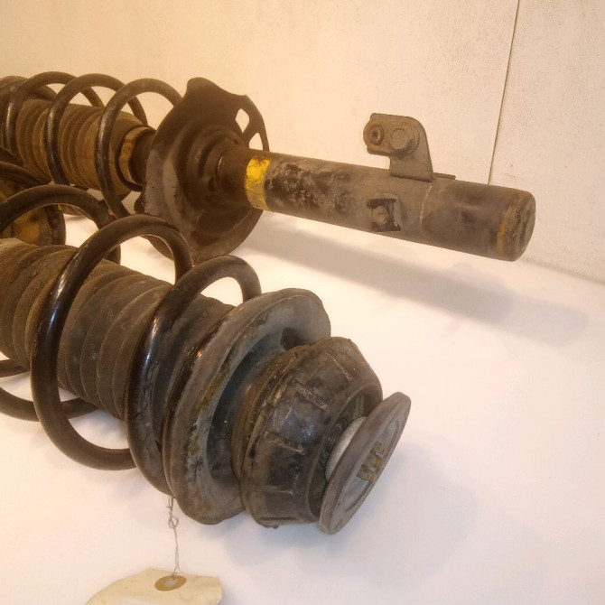 Amortisseur avant droit occasion CITROEN C1 I Phase 1 06-2005->11-2008 1.4 HDi 00005202SF 2