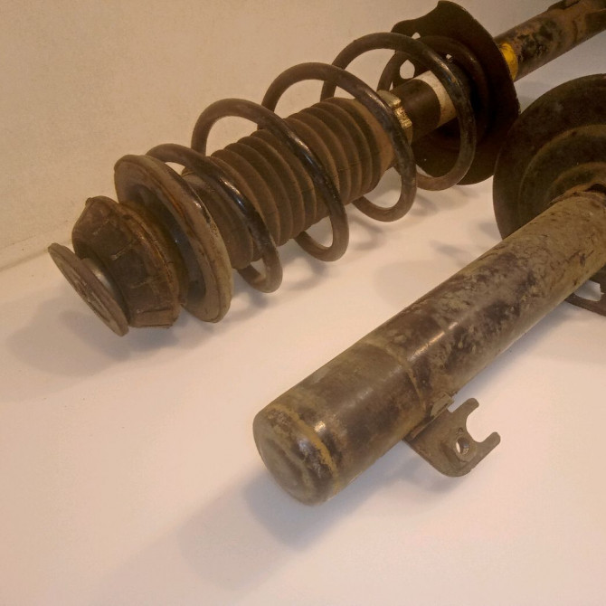 Amortisseur avant droit occasion CITROEN C1 I Phase 1 06-2005->11-2008 1.4 HDi 00005202SF 3