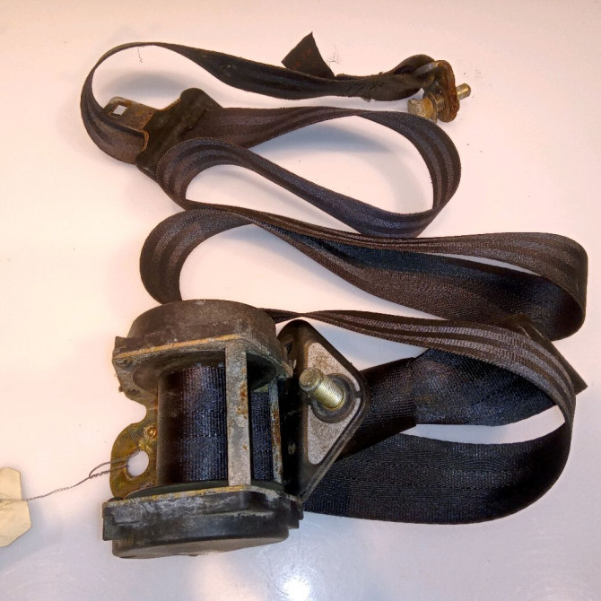 Ceinture arrière gauche occasion  8973GH 1