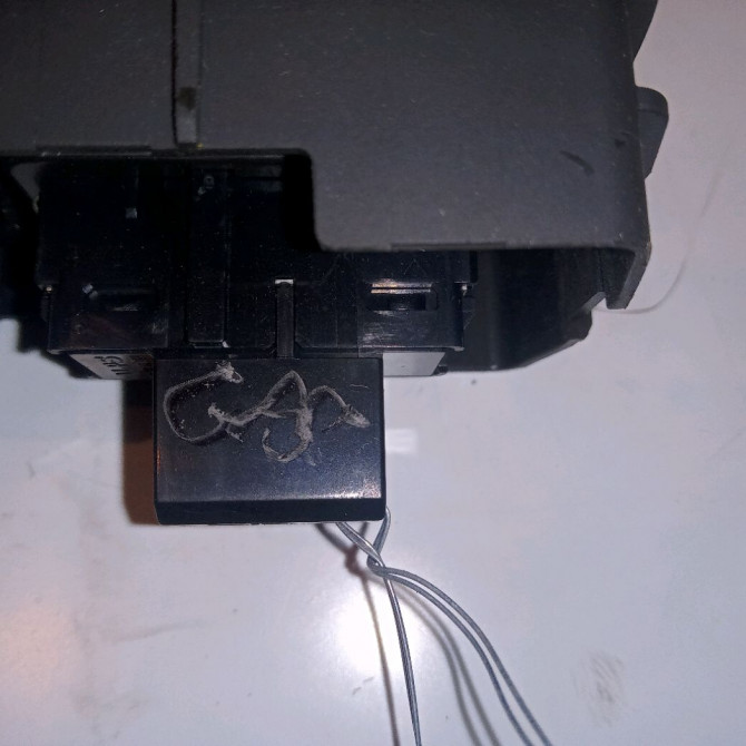 Commande leve-glace porte arrière droite occasion OPEL VECTRA II Phase 2 02-1999->06-2002 2.2 DTI 16v 24436378 3