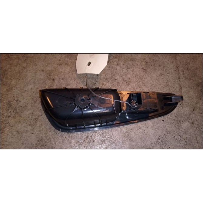 Commande leve-glace porte arrière droite occasion PEUGEOT 308 I Phase 2 04-2011->12-2014 1.6 THP 156ch 649030 2