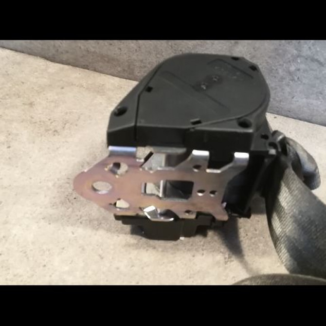 Ceinture arrière gauche occasion NISSAN MICRA III Phase 3 11-2007->11-2010 1.4i 88ch 88845BC315 3