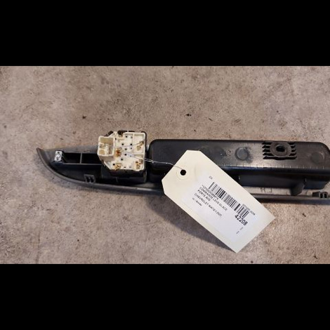 Commande lève-glace porte avant gauche occasion CHEVROLET MATIZ II Phase 1 06-2005->09-2009 0.8i 2