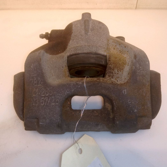 Etrier de frein avant droit occasion SAAB 9-3 II Phase 1 09-2005->09-2007 1.9 TiD 120ch 93176376 1