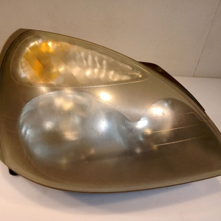 Phare droit occasion RENAULT CLIO II Phase 2 06-2001->07-2006 1.4 16v