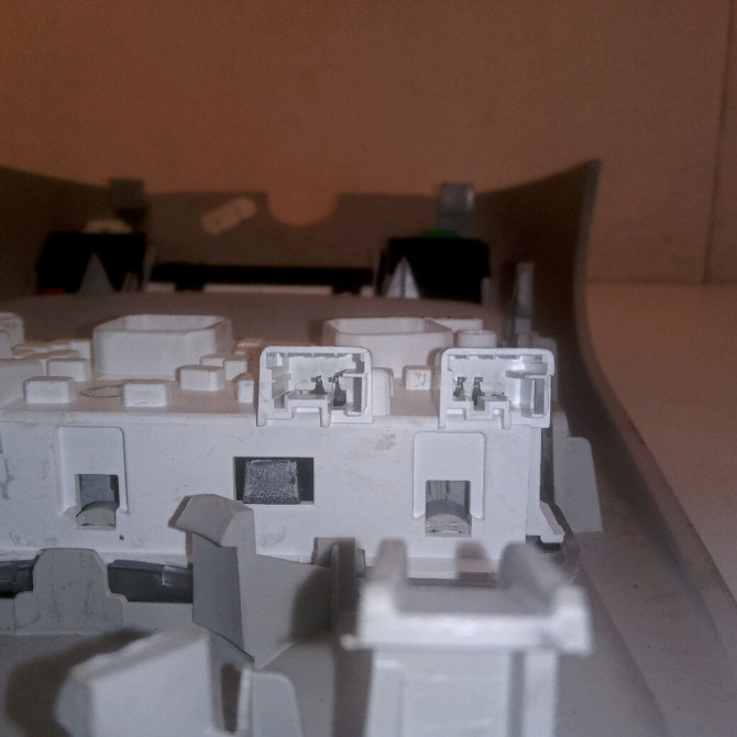 Plafonnier occasion CITROEN C4 II Phase 1 10-2010->01-2015 1.6 HDI 115ch 96781444BJ 4