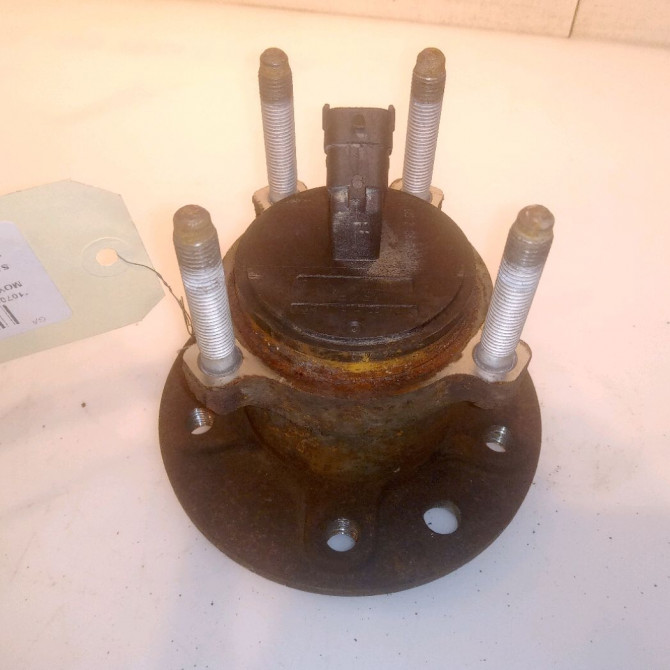 Moyeu ard occasion SAAB 9-3 II Phase 1 09-2005->09-2007 1.9 TiD 120ch 93170611 2