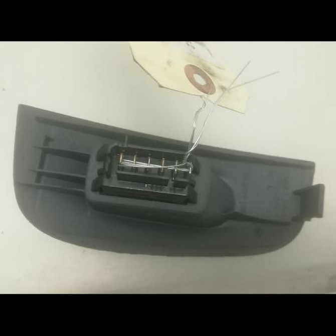 Commande lève-glace porte avant droite occasion RENAULT MEGANE I Phase 2 03-1999->06-2003 1.9 D 2