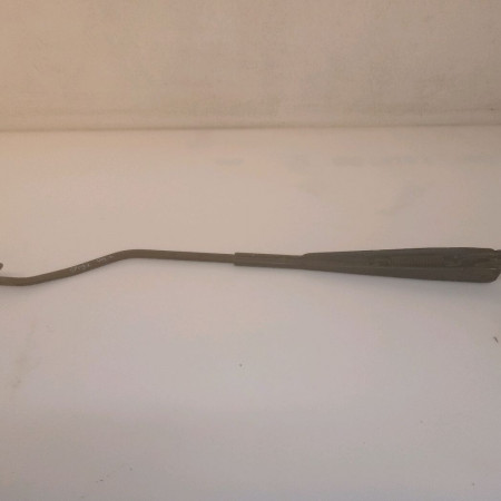 Bras essuie-glace avant gauche occasion RENAULT MEGANE I Phase 2 03-1999->06-2003 1.9 DCI 7701040768