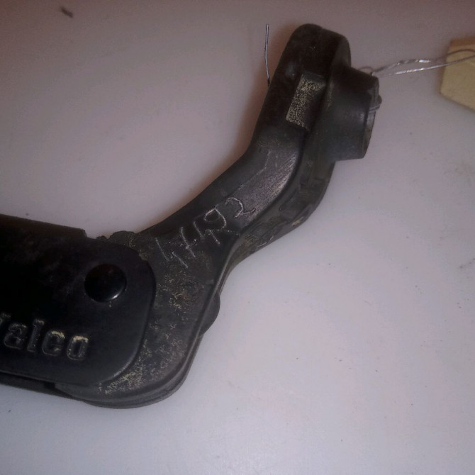 Bras essuie-glace avant droit occasion RENAULT MEGANE I Phase 2 03-1999->06-2003 1.9 DCI 7701040768 3