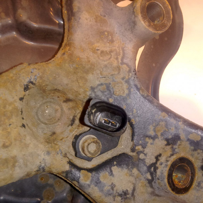 Moyeu arg occasion AUDI A3 II Phase 2 06-2008->07-2012 5Q0598611 4