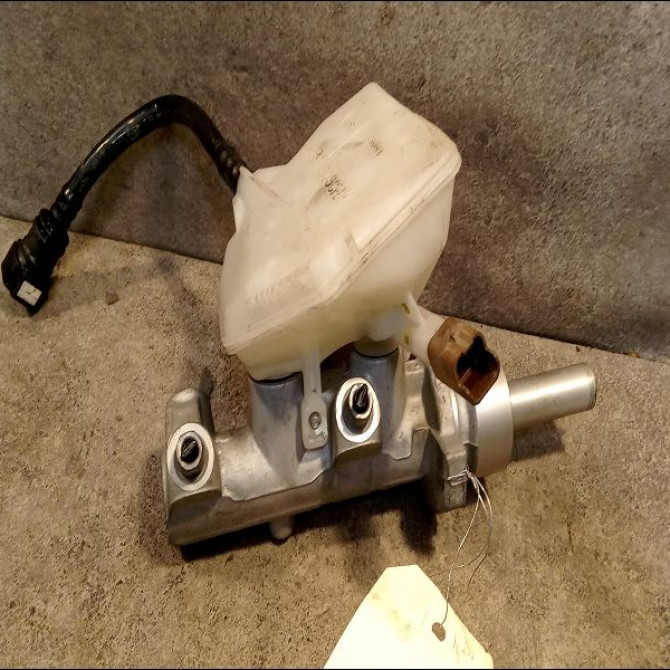 Maitre cylindre occasion CITROEN C4 I Phase 1 11-2004->07-2008 1.6 HDI 92ch 4601L0 1