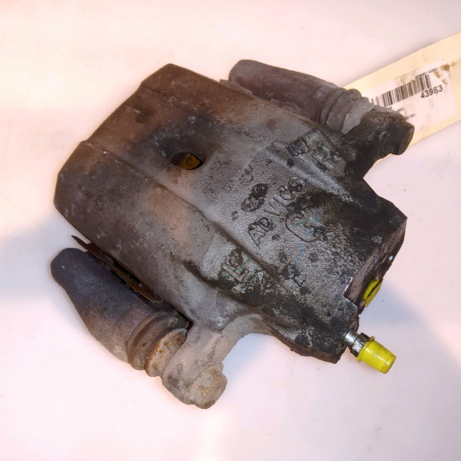 Etrier de frein avant gauche occasion TOYOTA PRIUS II 4775047050 1