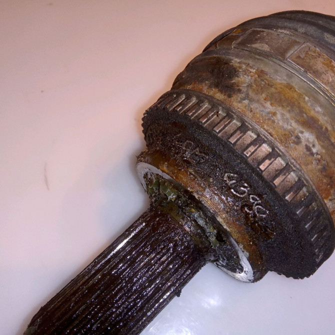 Transmission avant gauche occasion TOYOTA PRIUS II 4342047020 2