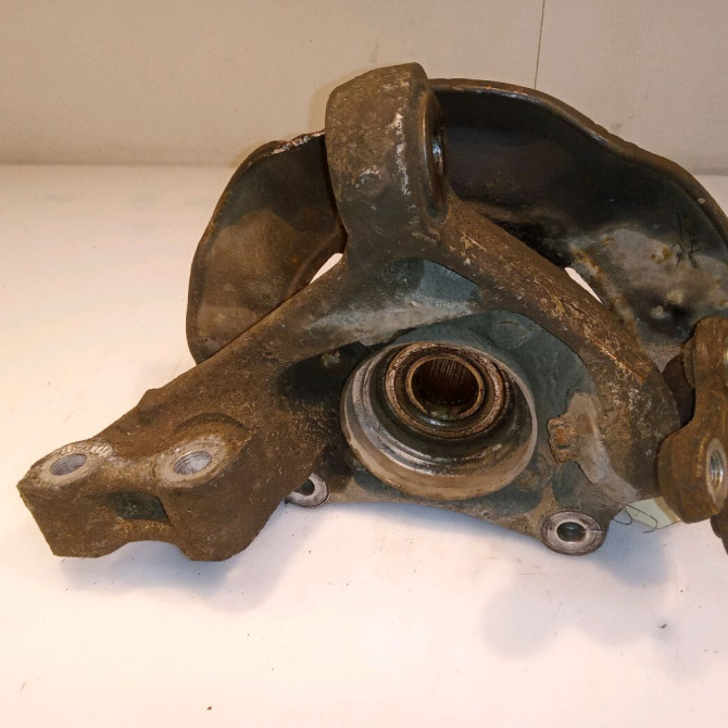 Moyeu avd occasion TOYOTA PRIUS II 4351047010 2