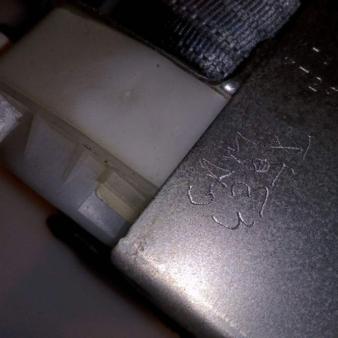 Ceinture avant droite occasion TOYOTA PRIUS II 7321047081B0 3