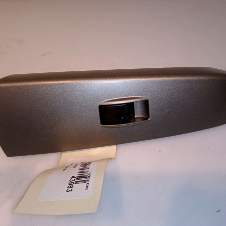 Commande leve-glace porte arrière droite occasion TOYOTA PRIUS II