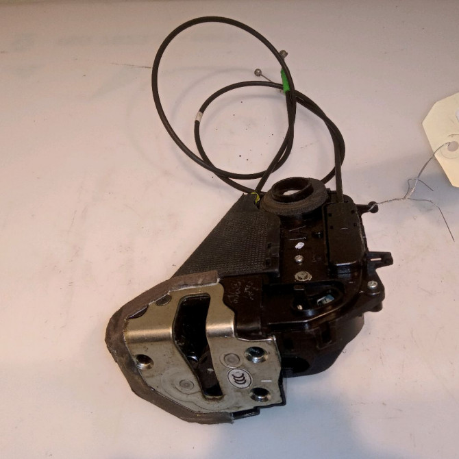 Serrure porte arg occasion TOYOTA PRIUS II 6906047041 1