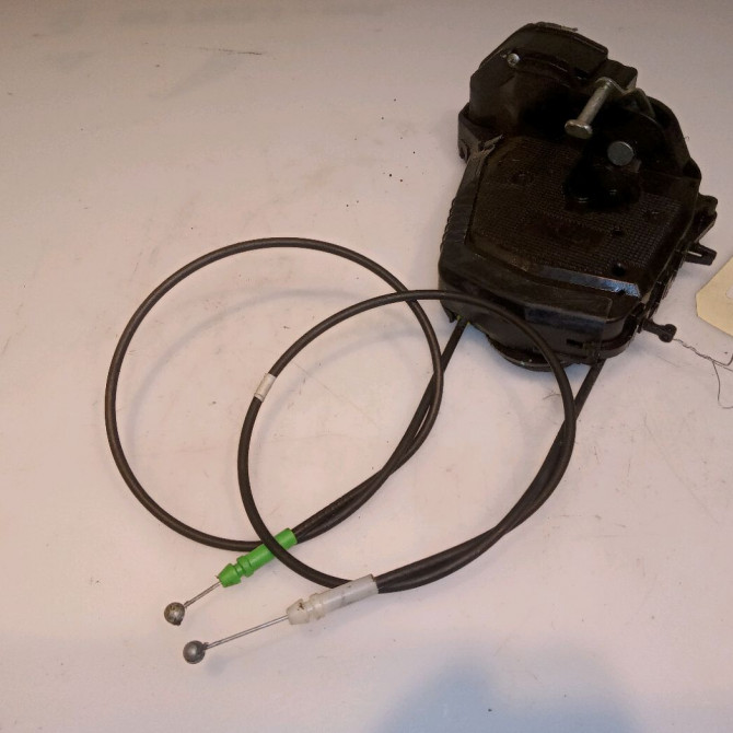 Serrure porte arg occasion TOYOTA PRIUS II 6906047041 2