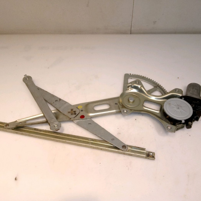 Mecanisme+moteur leve-glace arg occasion TOYOTA PRIUS II 6980252070 1