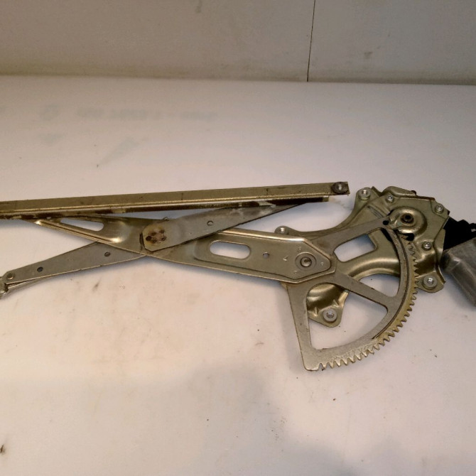 Mecanisme+moteur leve-glace arg occasion TOYOTA PRIUS II 6980252070 2