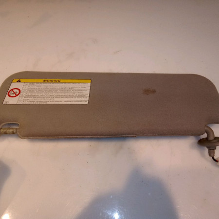 Pare-soleil droit occasion TOYOTA PRIUS II 7431047133B4