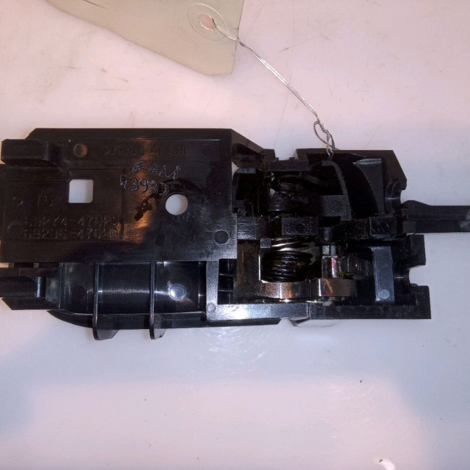 Poignee int porte arg occasion TOYOTA PRIUS II 6920647020C0 2