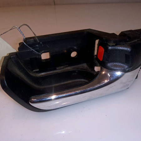 Poignee int porte avd occasion TOYOTA PRIUS II 6920547020C0